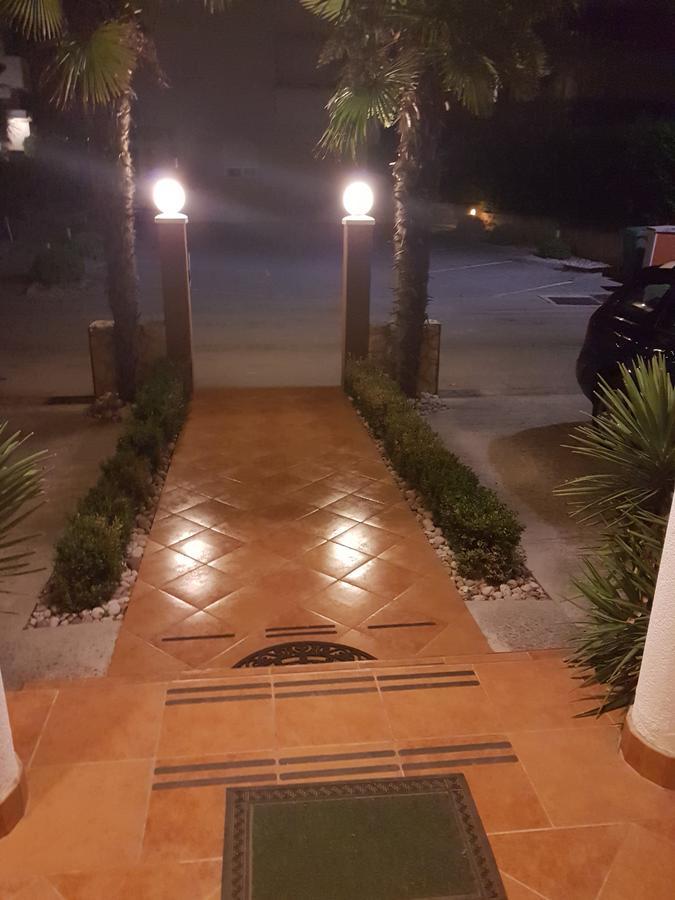Villa Jelena Zadar Buitenkant foto